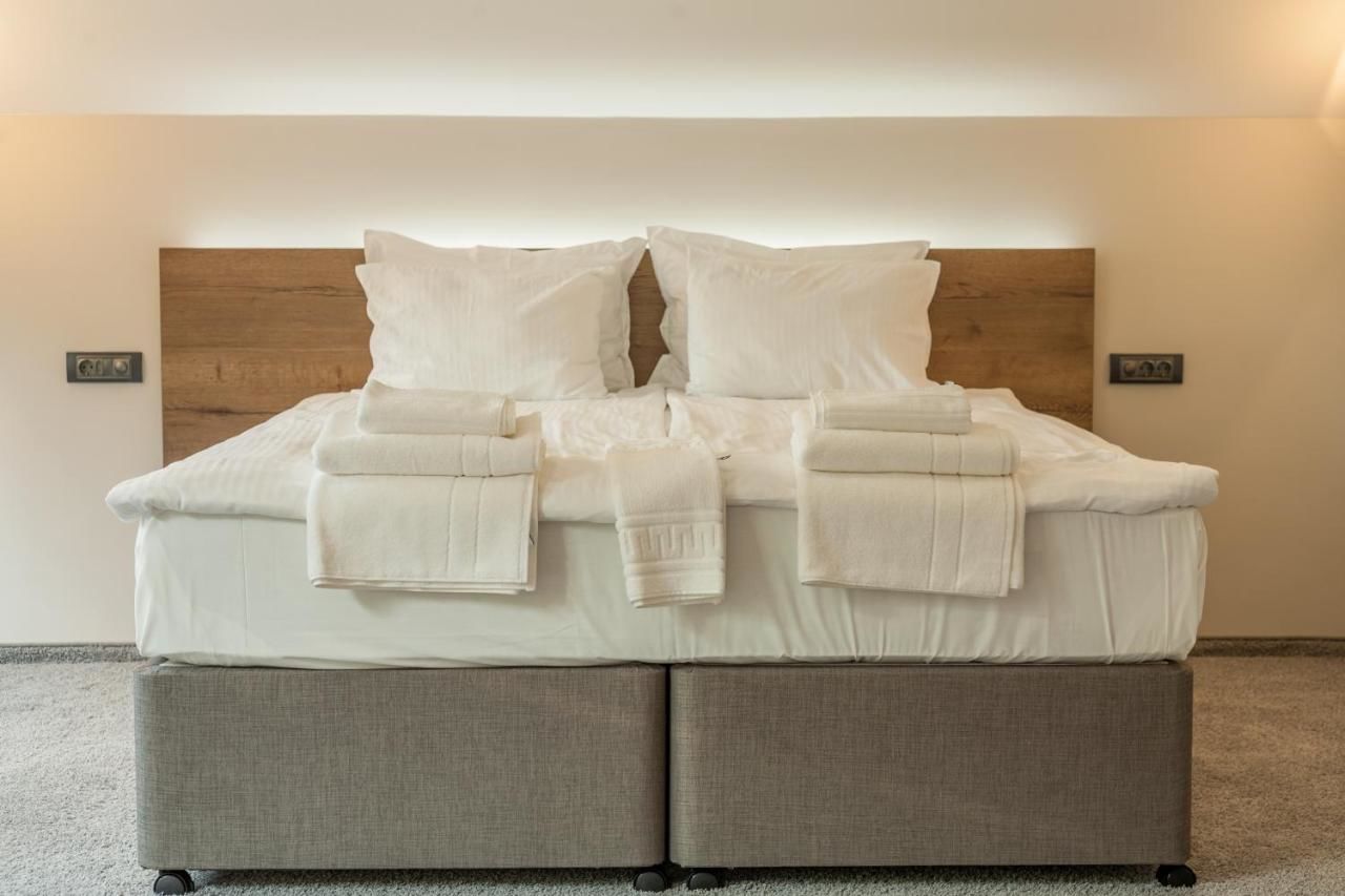 Отель Hugo Hotel Варна-17