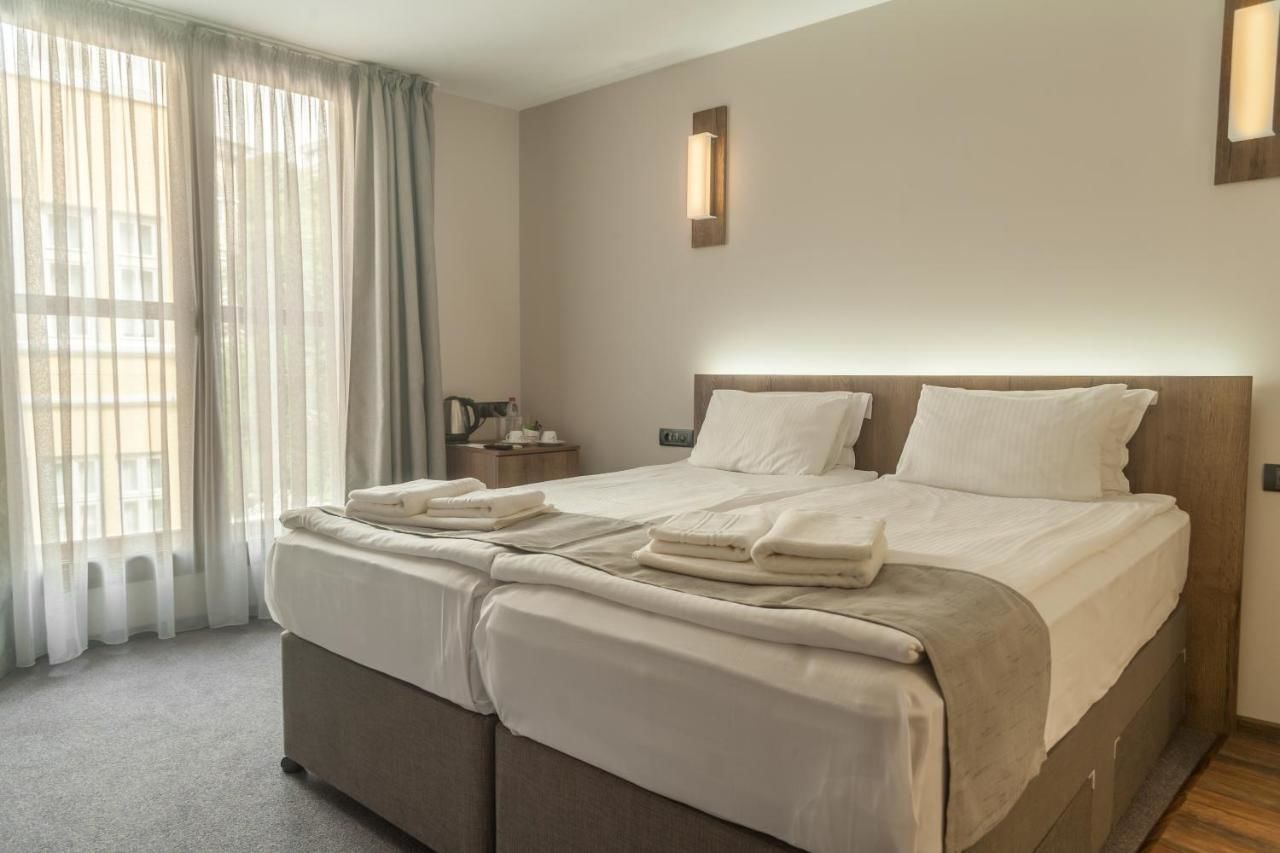 Отель Hugo Hotel Варна-24