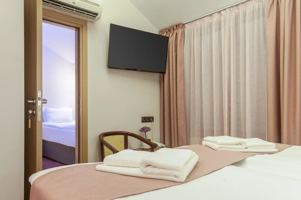 Отель Hugo Hotel Варна-27