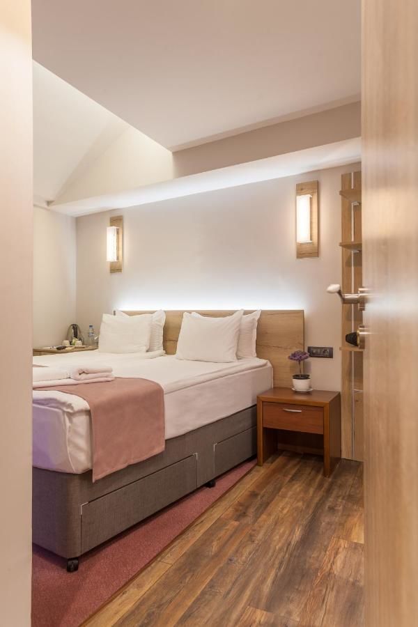 Отель Hugo Hotel Варна-29