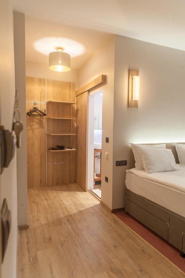 Отель Hugo Hotel Варна-30