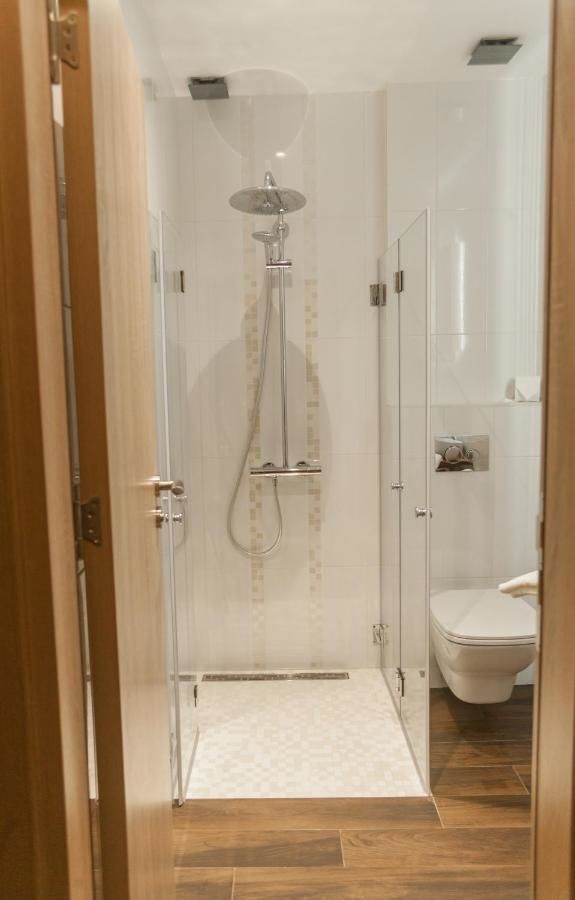 Отель Hugo Hotel Варна-37