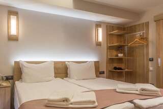 Отель Hugo Hotel Варна Стандартный семейный номер-2